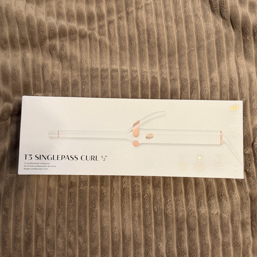 T3 Curling Iron with White and Gold Finish